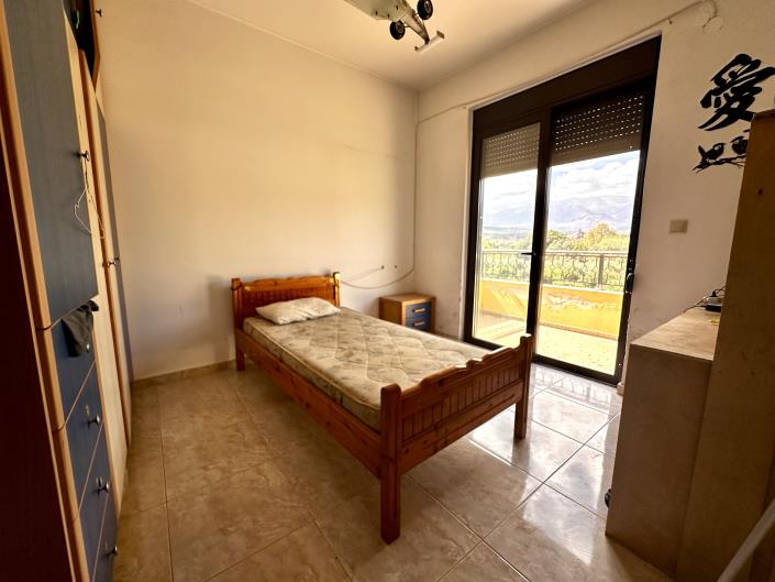 Image No.14-3 Bed House for sale