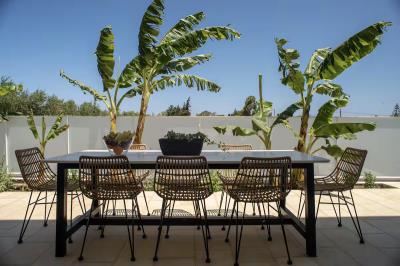 1a04e1c4-7c83-4647-9c74-be3405ffefc4-jpg