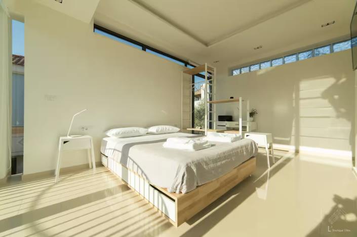 Image No.24-7 Bed Villa for sale