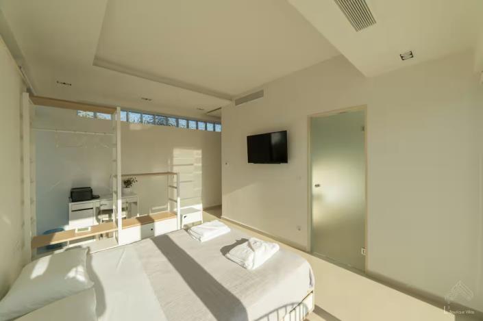 Image No.35-7 Bed Villa for sale