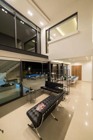 Image No.34-7 Bed Villa for sale