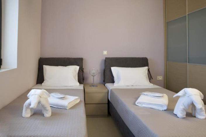 Image No.9-4 Bed Villa for sale