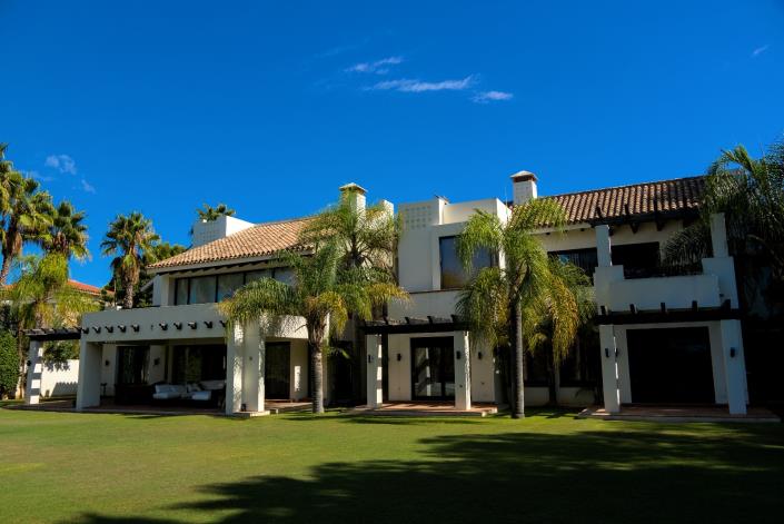 Image No.2-7 Bed Villa for sale