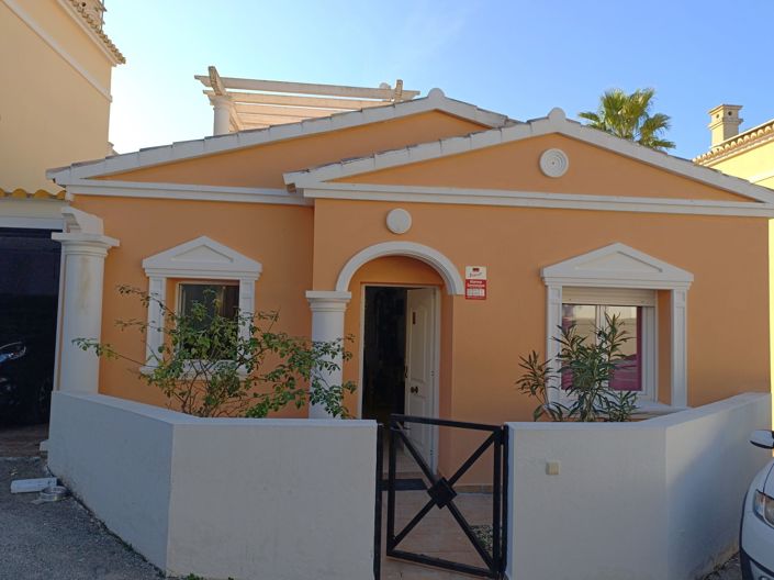 Image No.1-2 Bed Bungalow for sale