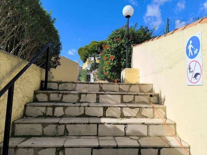 Image No.27-2 Bed Bungalow for sale