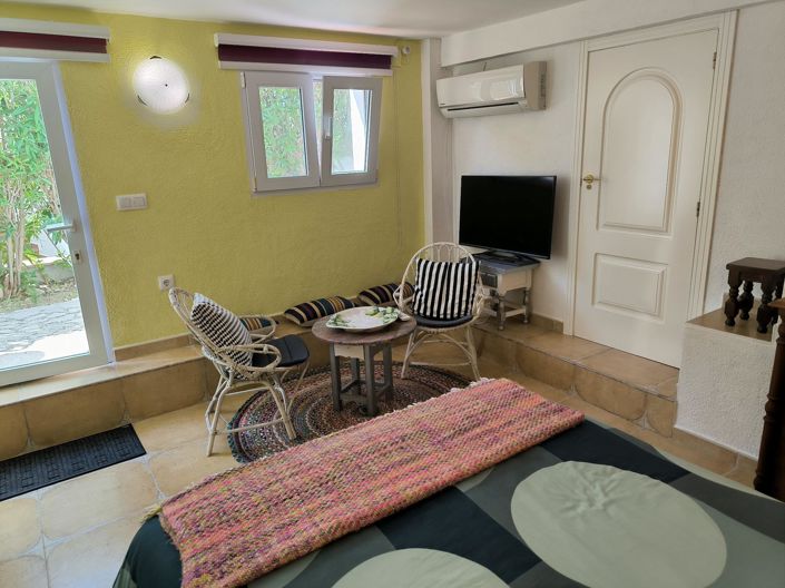 Image No.37-2 Bed Bungalow for sale