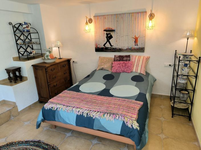 Image No.38-2 Bed Bungalow for sale