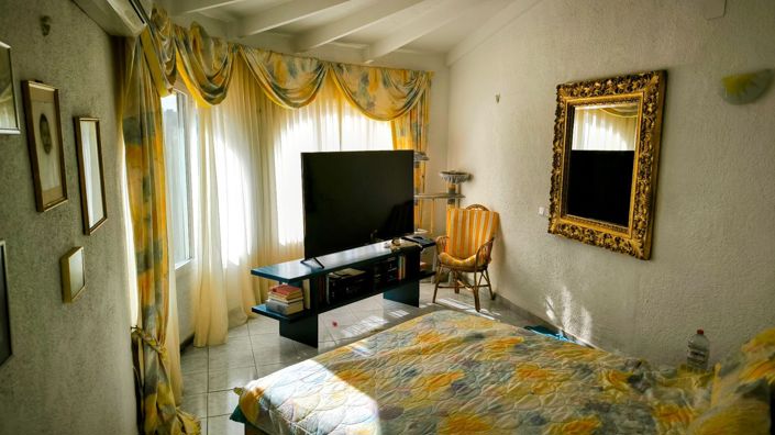 Image No.18-4 Bed Villa for sale