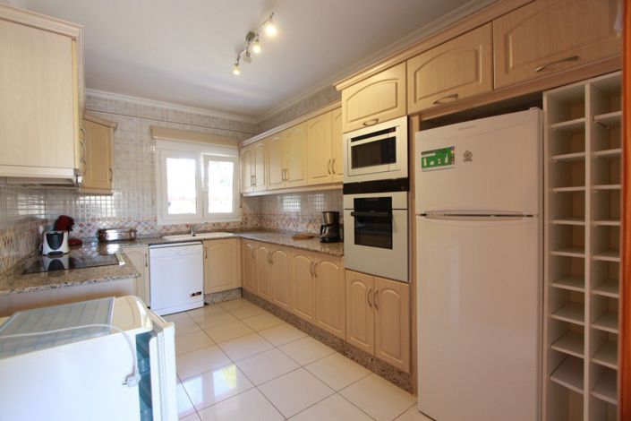 Image No.8-5 Bed Villa for sale