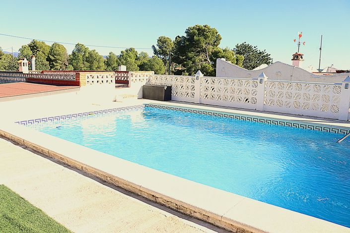 Image No.15-5 Bed Villa for sale