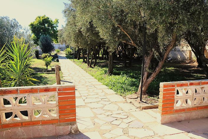 Image No.2-5 Bed Villa for sale