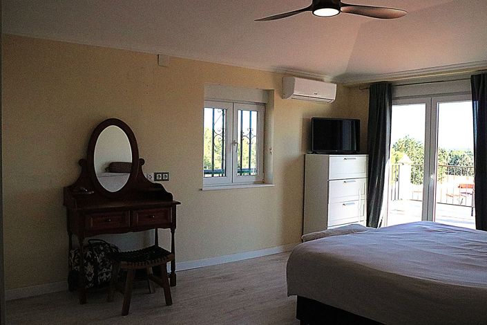 Image No.50-5 Bed Villa for sale