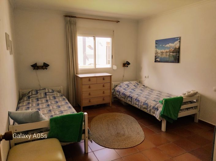 Image No.12-4 Bed Villa for sale