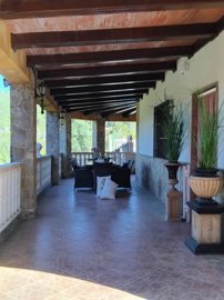 big-covered-terrace-with-enough-of-space-to-i