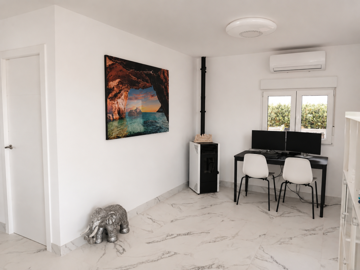 minimalist-interior-design-marble-floor-pelle