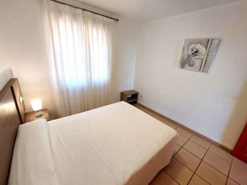 second-doble-bedroom-in-bungalow-with-amazing