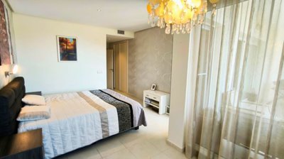 big-10-m2-master-bedroom-with-bath-ensuite-an