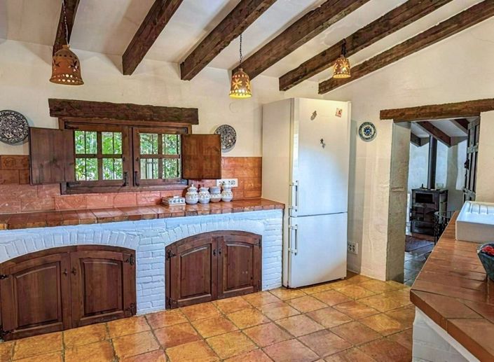 Image No.20-4 Bed Country House for sale
