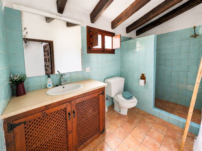 Image No.22-4 Bed Country House for sale