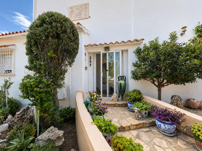 Image No.6-4 Bed Villa for sale