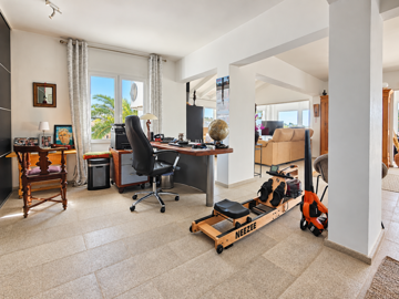home-office-with-natural-light--benissa-costa