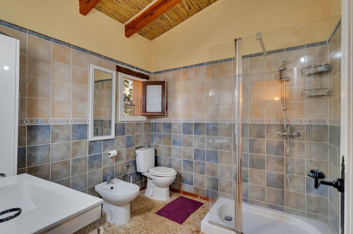 Image No.18-4 Bed Villa for sale