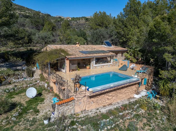 Image No.2-4 Bed Villa for sale