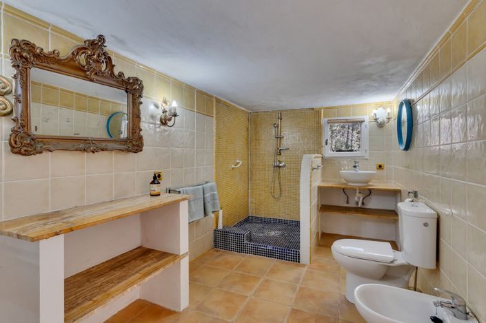Image No.25-4 Bed Villa for sale