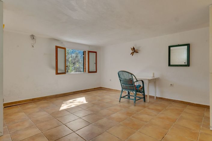 Image No.28-4 Bed Villa for sale