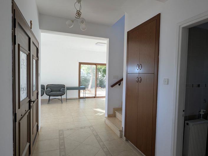 Image No.2-3 Bed Property for sale