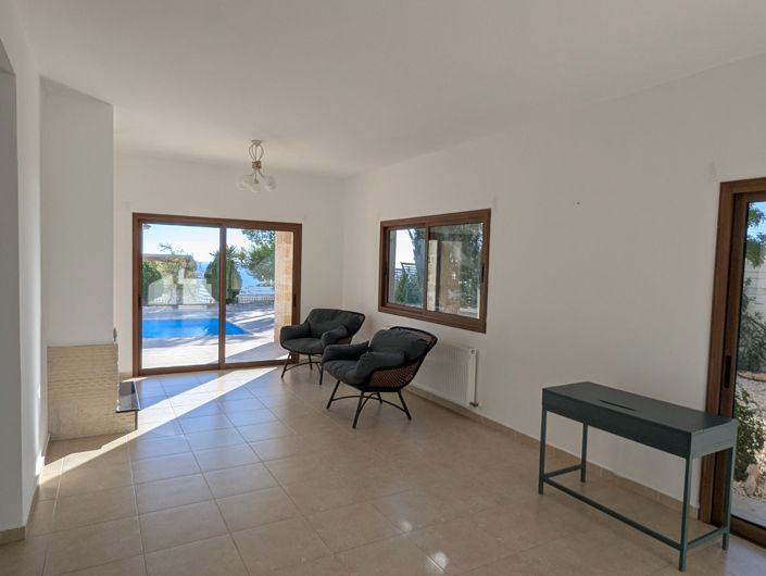 Image No.7-3 Bed Property for sale