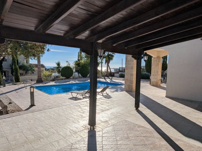Image No.26-3 Bed Property for sale