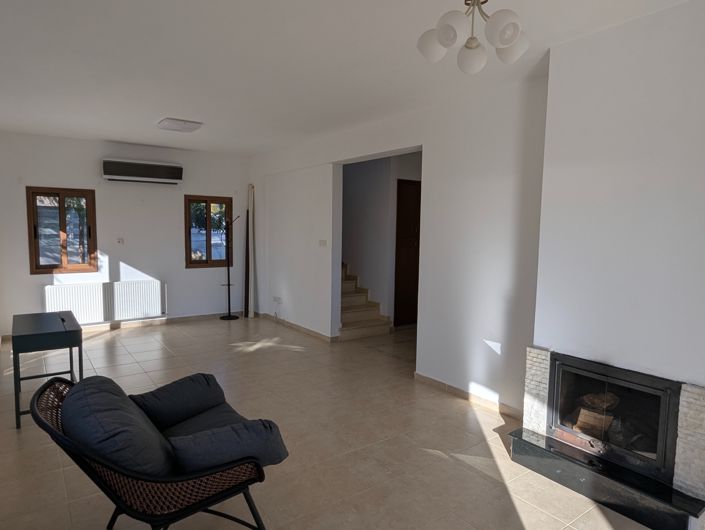 Image No.9-3 Bed Property for sale