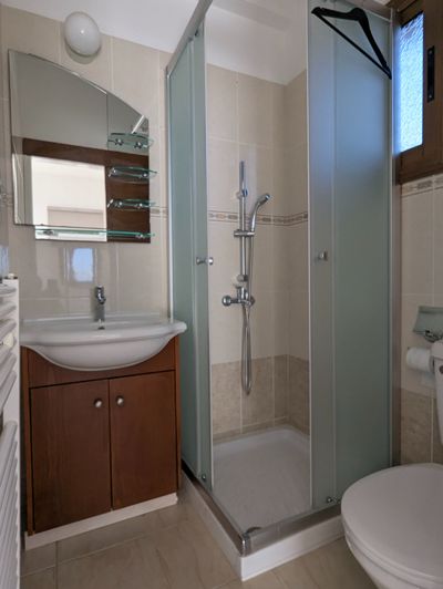 Image No.22-3 Bed Property for sale