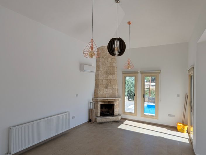 Image No.15-3 Bed Property for sale