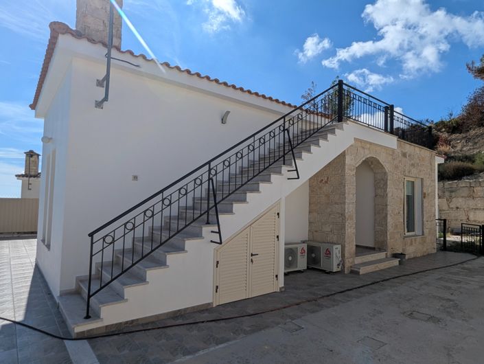 Image No.9-3 Bed Property for sale