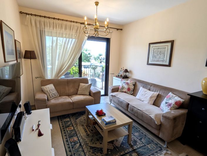 Image No.18-2 Bed Property for sale