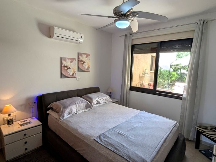 Image No.42-2 Bed Property for sale