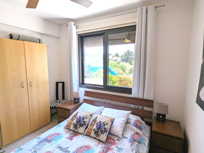 Image No.50-2 Bed Property for sale
