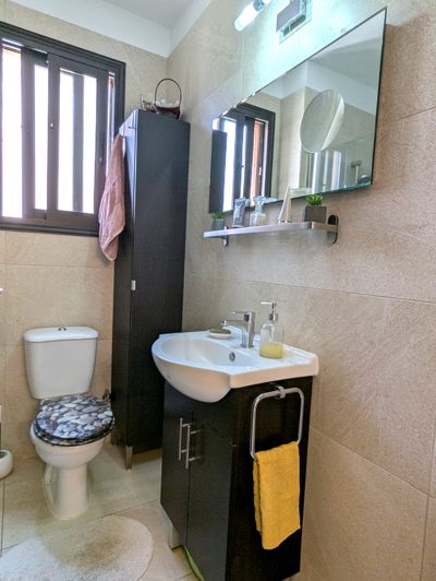 Image No.53-2 Bed Property for sale