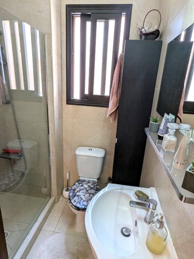 Image No.54-2 Bed Property for sale