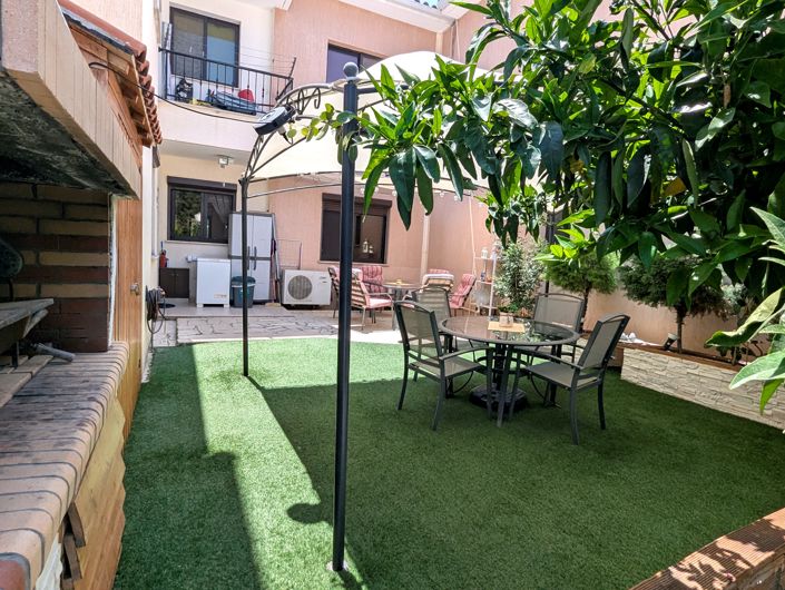Image No.8-2 Bed Property for sale