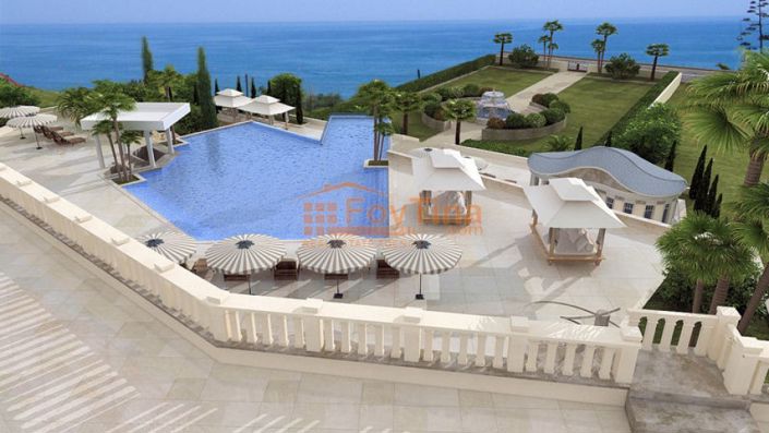 Image No.7-10 Bed Property for sale