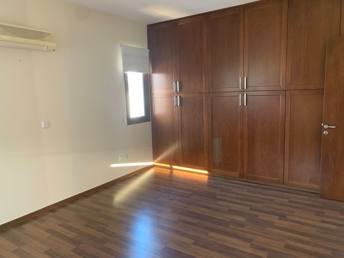 Image No.31-Property for sale