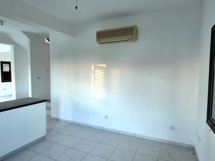 Image No.26-4 Bed Property for sale