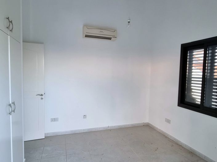 Image No.31-4 Bed Property for sale