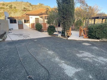 full640c3213c415f1678520851