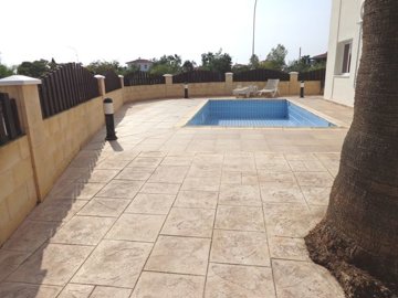 full6539154d2d4ef1698239821