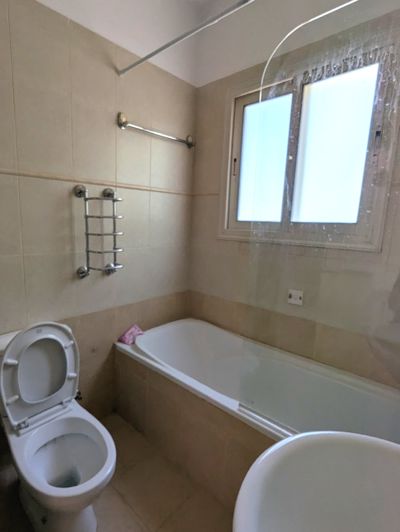 Image No.16-2 Bed Property for sale