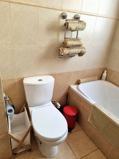 Image No.2-2 Bed Property for sale